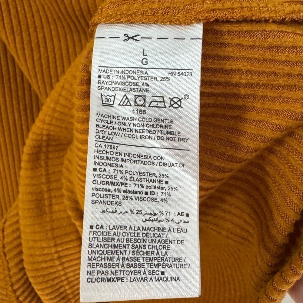 Old Navy Wrap-Front Rib-Knit Top - Picture 5 of 6